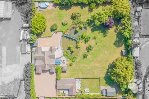 7 bedroom detached bungalow for sale, Lower Park Road, Wickford SS12