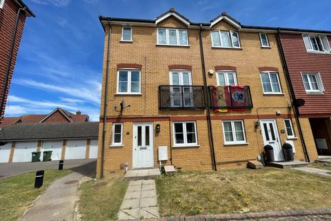 4 bed house for rent in Macquarie Quay, Eastbourne BN23