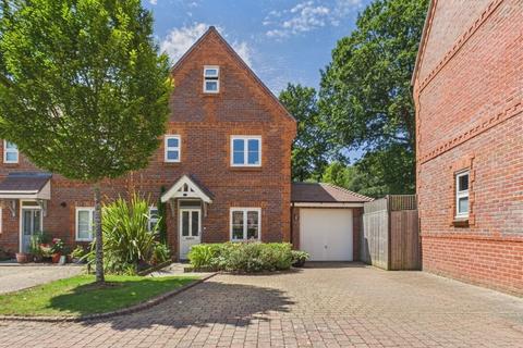 undefined, Oakwood Place, Lane End, High Wycombe, Buckinghamshire, HP14