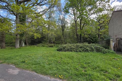 Land for sale, Bracken Road, North Baddesley, SOUTHAMPTON