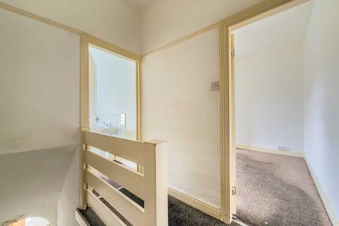 1 bedroom terraced house for sale, Ealand Road, Batley