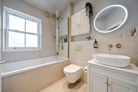 5 bedroom end of terrace house for sale, Piquet Road, Penge, London, SE20