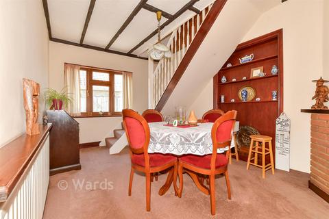 4 bedroom chalet for sale, Sunnyhill Road, Herne Bay CT6