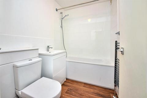 1 bedroom flat to rent, Lovelace Road, Surbiton KT6