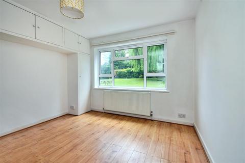 1 bedroom flat to rent, Lovelace Road, Surbiton KT6