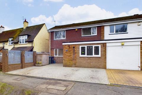4 bedroom end of terrace house for sale, Newhouse Road Bovingdon, Hemel Hempstead, HP3