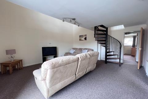 2 bedroom flat to rent, Thorter Row (SGL), Dundee, DD1
