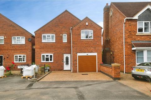 4 bedroom detached house for sale, Oak Tree Court, Polesworth, B78
