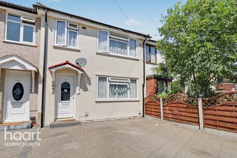 Rosebank Avenue, Hornchurch