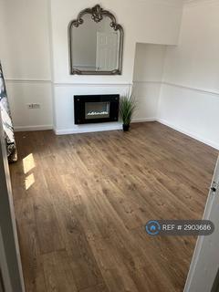 2 bedroom terraced house to rent, Scarborough Road, Newark, NG22