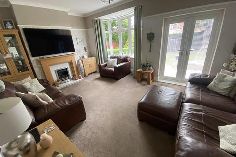 3 bedroom semi-detached house for sale, Hartley Gardens, Seaton Delaval