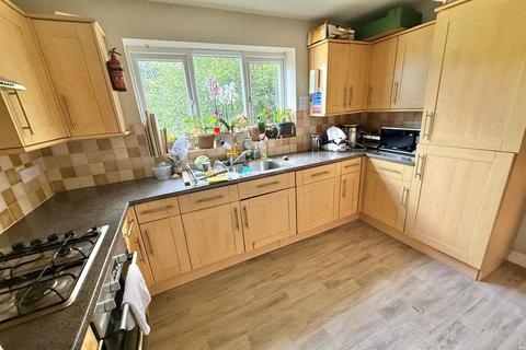 4 bedroom detached house for sale, London Road, Macclesfield