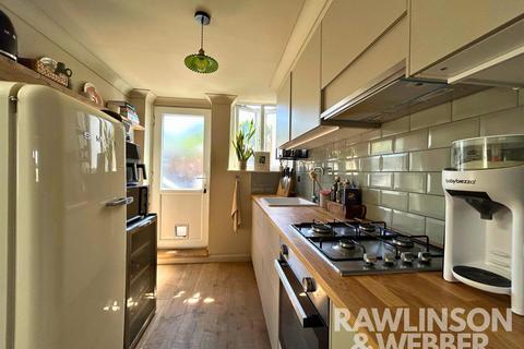 2 bedroom cottage for sale, Hurst Lane, East Molesey KT8