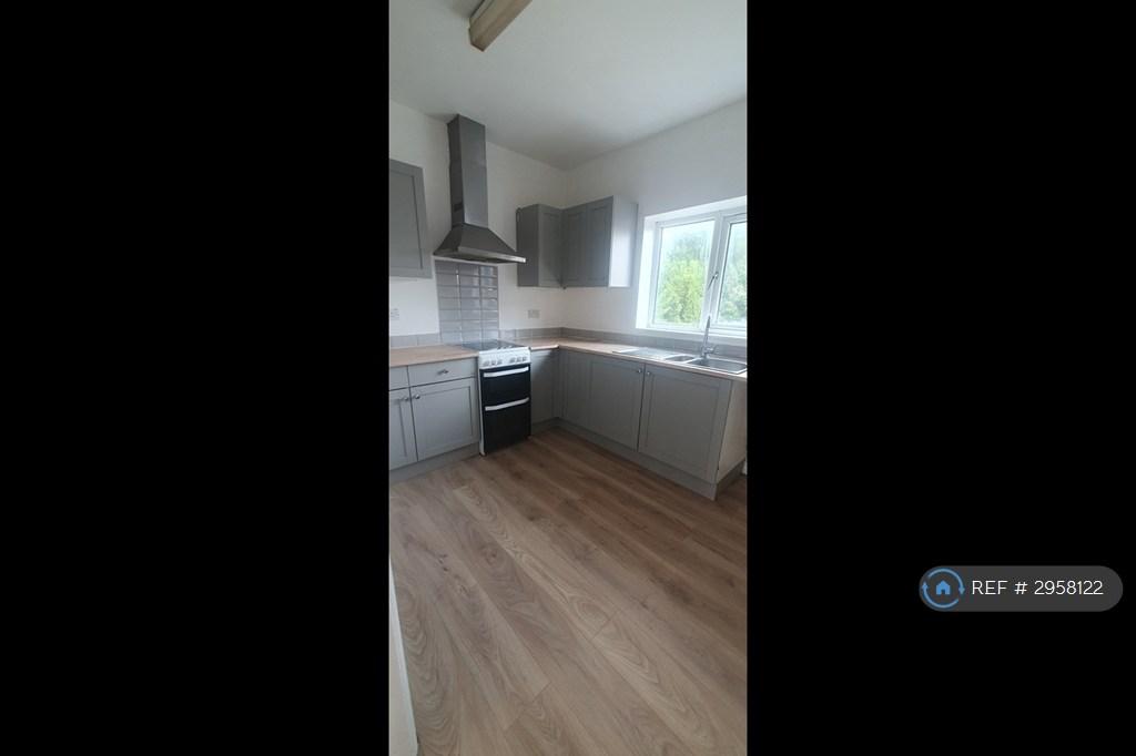Aspley Court, Southampton, SO15 - View 2