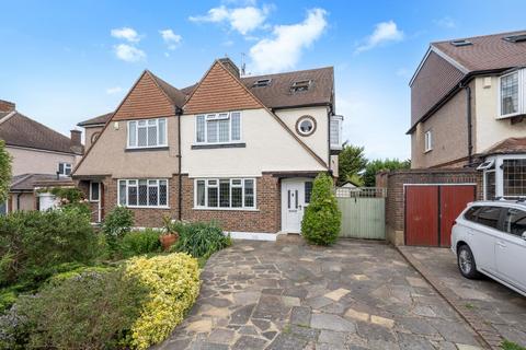 Elmwood Drive, Stoneleigh