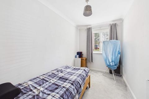 2 bedroom flat for sale, Woodruff Way, Thornhill, Cardiff. CF14