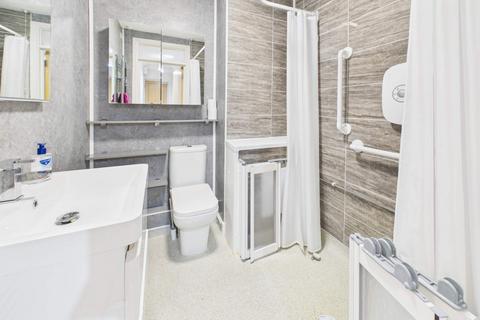2 bedroom flat for sale, Woodruff Way, Thornhill, Cardiff. CF14
