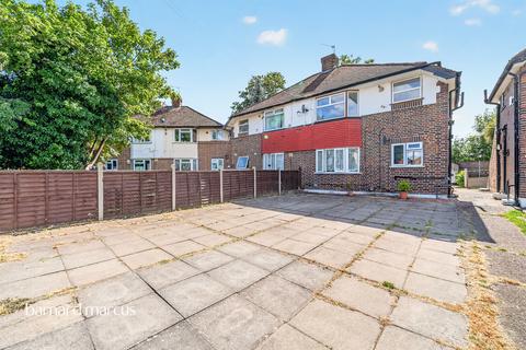 2 bedroom maisonette for sale, Elmcroft Close, Feltham