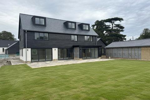 5 bedroom detached house for sale, Rectory Farm Barns, Middle Street, Thriplow, Cambridgeshire