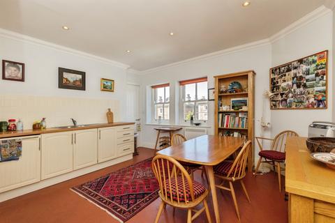 2 bedroom flat for sale, Apsley Road, Clifton, Bristol
