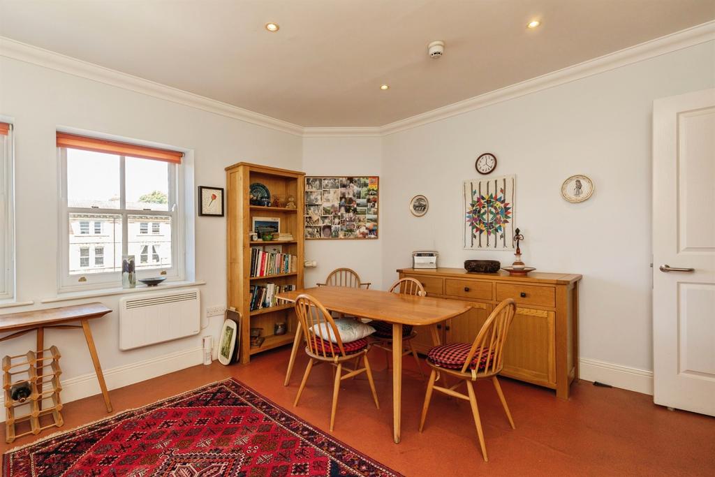 Apartment in Bristol, Clifton - More