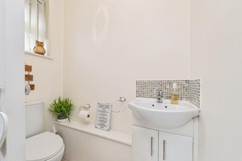 4 bedroom semi-detached house for sale, Kirkgate, Hanging Heaton, Batley