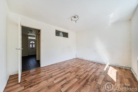 Studio for sale, High Street South, Dunstable, Bedfordshire