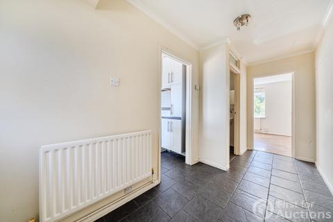 Studio for sale, High Street South, Dunstable, Bedfordshire