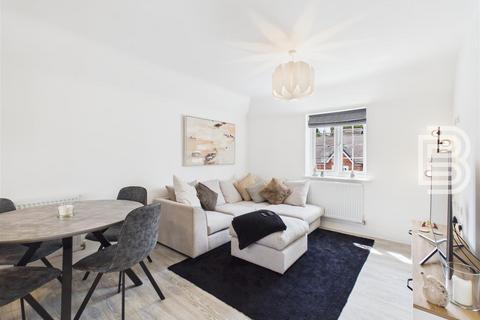 2 bedroom apartment for sale, Magnolia Avenue, Rugby CV21