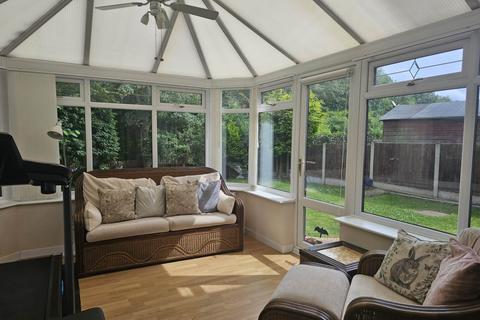 4 bedroom detached house for sale, 18 Rowanwood, Oldham