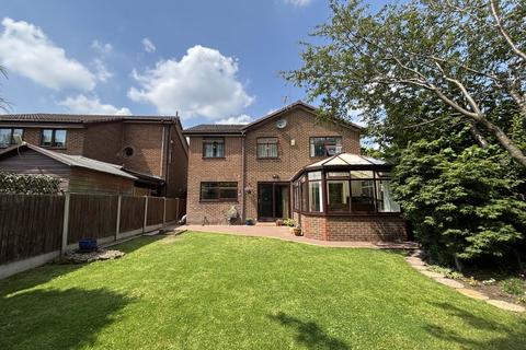 4 bedroom detached house for sale, 18 Rowanwood, Oldham