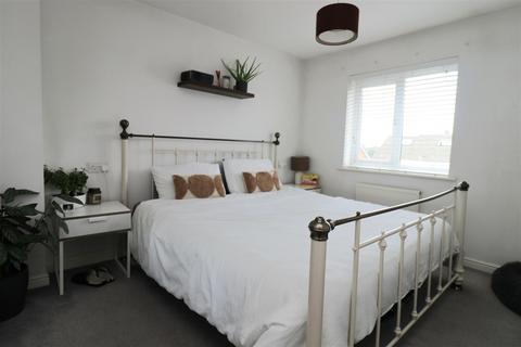 3 bedroom semi-detached house for sale, Sandholme, Market Weighton