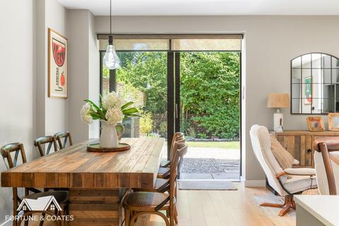 4 bedroom semi-detached house for sale, Hastingwood Park, Harlow