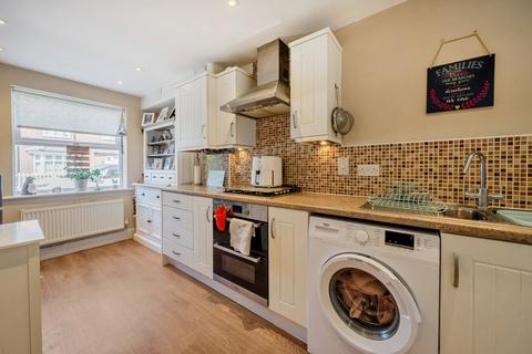 undefined, Kirby Drive, Bramley RG26 5EQ