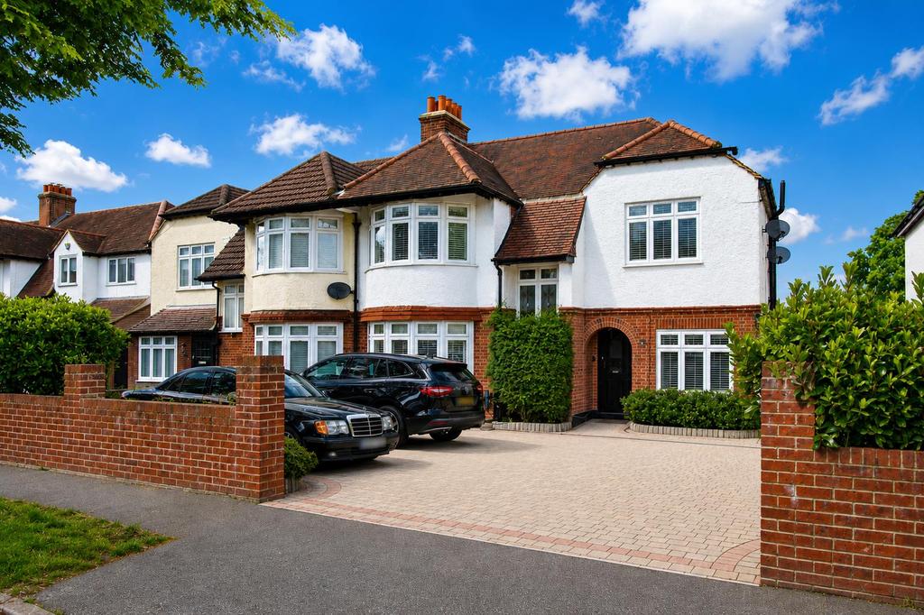 Waterer Rise, Wallington SM6 5 bed semi-detached house for sale - £900,000