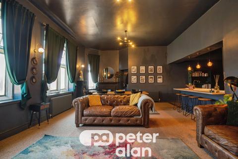 6 bedroom detached house for sale, Greenhill Road, Sebastopol, Pontypool