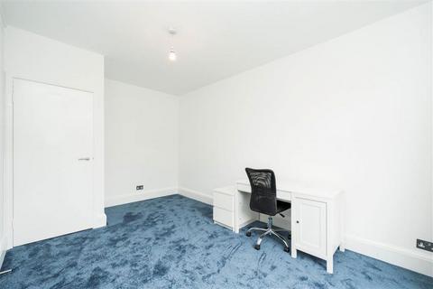 1 bedroom flat to rent, Holly Lodge Mansions, London N6