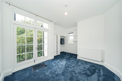 1 bedroom flat to rent, Holly Lodge Mansions, London N6