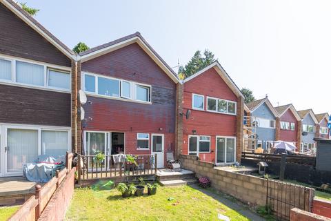 2 bedroom terraced house for sale, Orchard Court, Dundee DD4