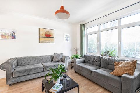 4 bedroom end of terrace house for sale, Crimsworth Road, London, SW8