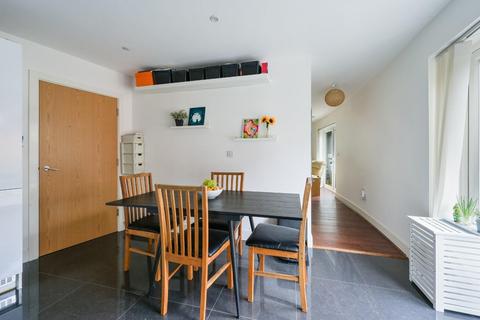 4 bedroom terraced house for sale, Redwood Drive, Epsom