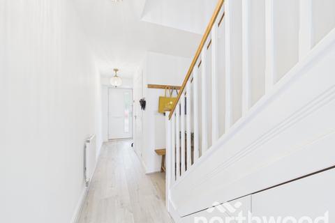 3 bedroom townhouse for sale, Coppice Drive, Chartfields, Ashford, TN23
