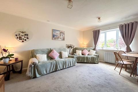 2 bedroom retirement property for sale, St Nicholas Court, Middleton-on-Sea