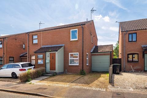 2 bedroom semi-detached house for sale, Pilgrims Way, Bungay