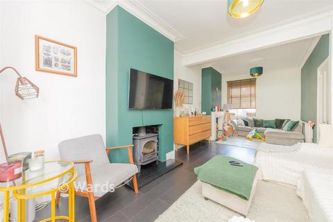 3 bedroom terraced house for sale, Bartlett Road, Gravesend DA11