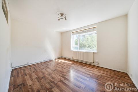 Studio for sale, High Street South, Bedfordshire LU6