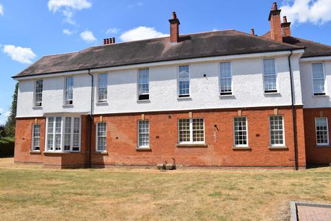 2 bedroom flat for sale, Grove Close, Epsom KT19