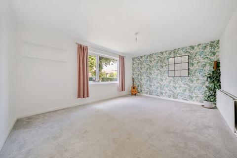 2 bedroom maisonette for sale, Merrow Court, Guildford GU1