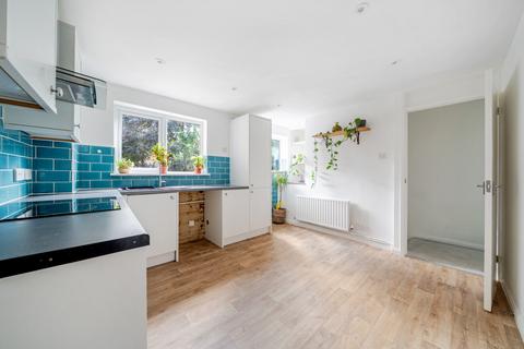 2 bedroom maisonette for sale, Merrow Court, Guildford GU1