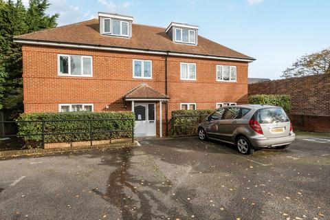 1 bedroom flat for sale, Vernon Close, Epsom KT19
